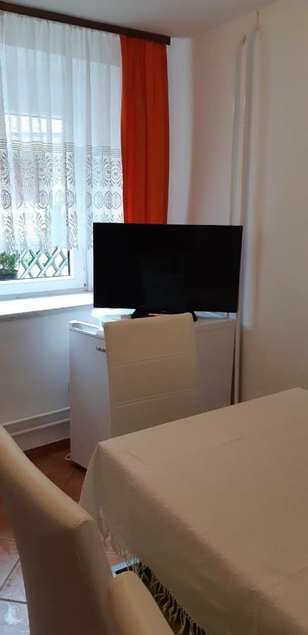 Apartma Albina Кранска гора Екстериор снимка